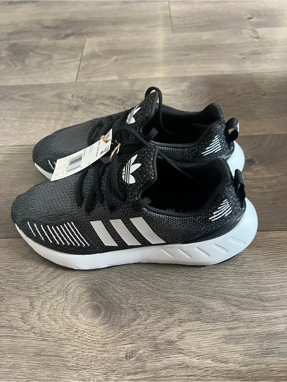 Adidas Swift Run 22 Sneakers Size 6 New